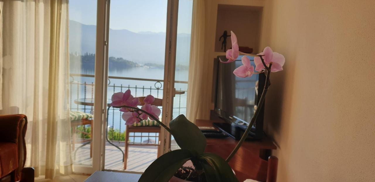 Apartments Klakor Ps Tivat Ngoại thất bức ảnh