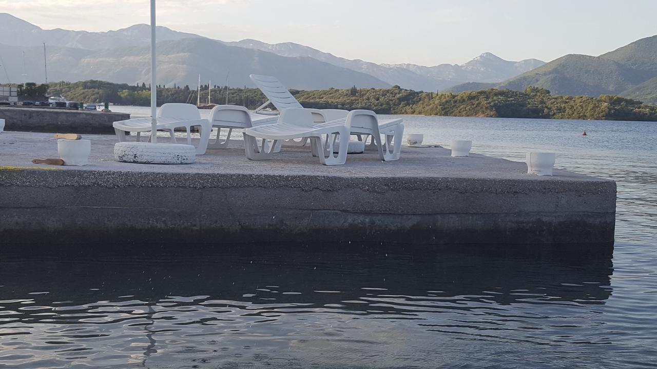 Apartments Klakor Ps Tivat Ngoại thất bức ảnh