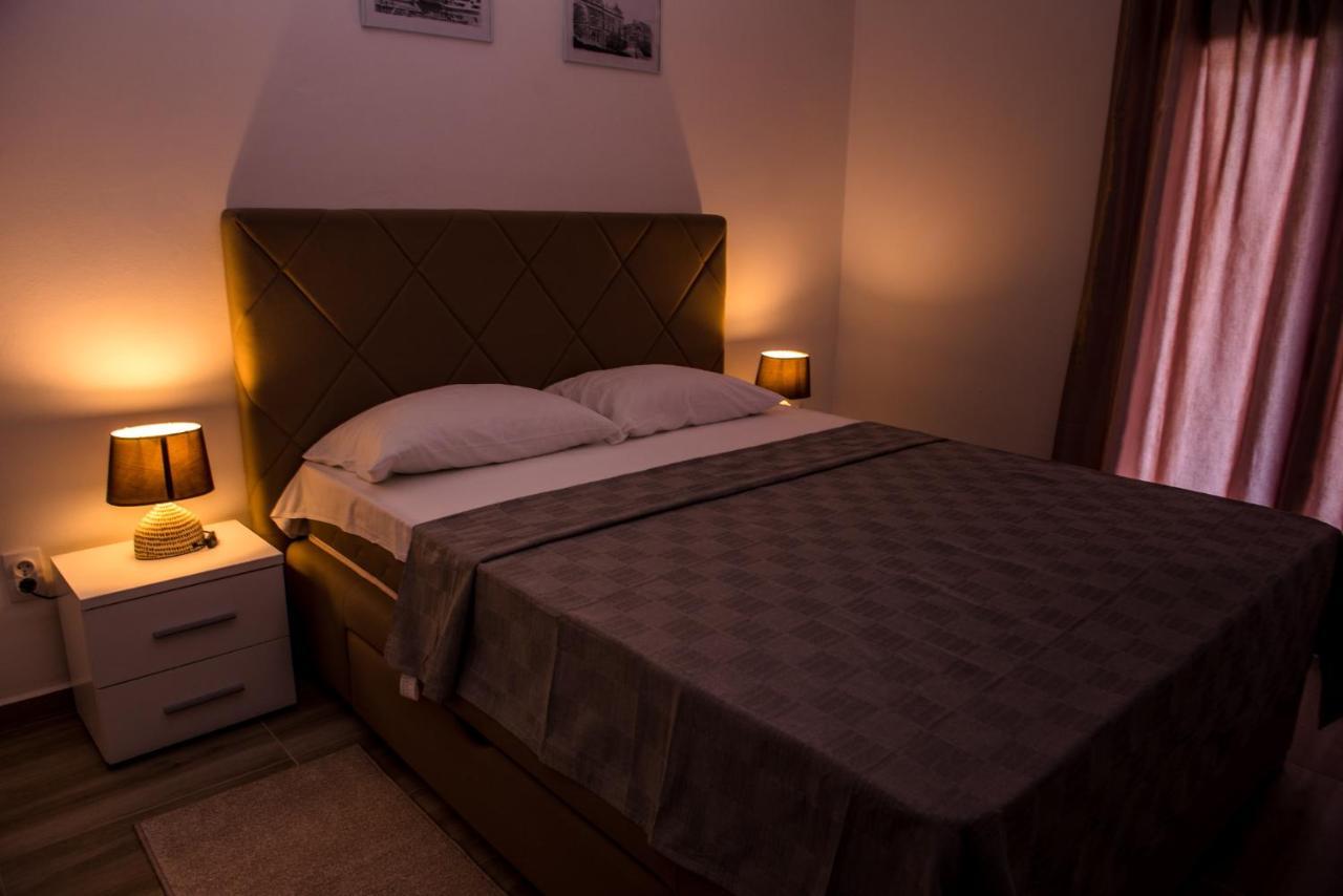 Apartments Klakor Ps Tivat Ngoại thất bức ảnh