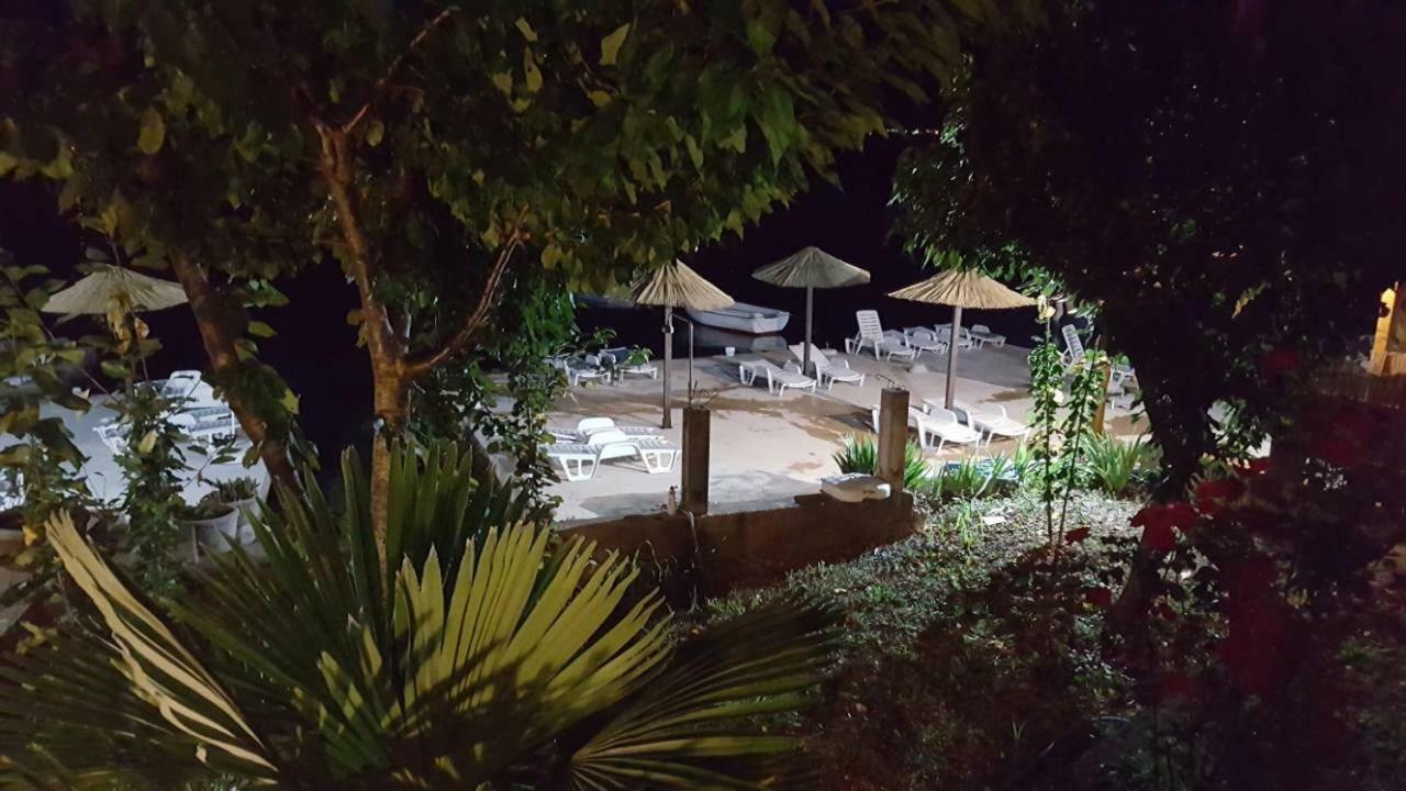 Apartments Klakor Ps Tivat Ngoại thất bức ảnh